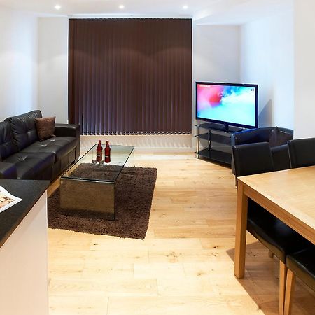 Watford Centre - Luxury Penthouse Apartment Exterior photo